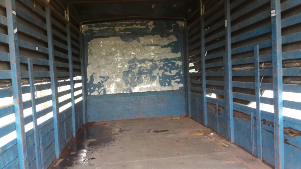 หกล้อ hino  เครื่อง WO4D 117 แรง กะบะยาว 5.50 กระจกไฟฟ้า แอร์ พวงมาลัยเพาเวอร์  รถพร้อมใช้งาน ภาษี เอกสารพร้อมโอน