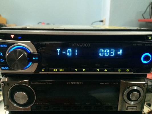KENWOOD E262 MP3 CD AUX เพาเวอร์50*4 ไม่มีปรีเอ้า สภาพสวย มือ2 ญี่ปุ่น