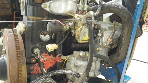 2 สูบ อิเซกิ  12 แรง รหัส P - 4