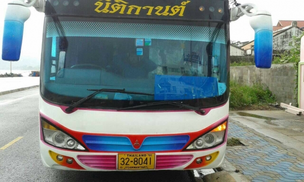 ขาย 8ล้อ มิตซูทั้งชุด ปีกนก เครื่อง8dc9 890,000