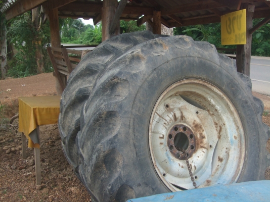 ขายยางรถไถ ฟอร์ด กะทะ30