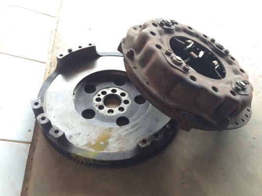 ขายจานกด - ไฟวิน อีซูซุหน้าคลัทซ์ 14 นิ้ว ของเก่ามือสองจากญี่ปุ่น สภาพใหม่