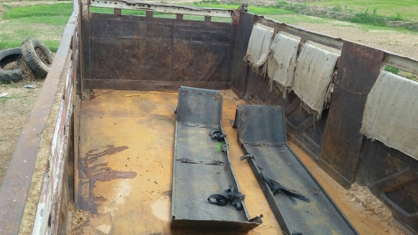 ขายกะบะดั้มสิบล้อ.สามมิตรอนเฉียงยาว6เมตร ขายกะบะดั้มสิบล้อ.สามมิตรอนเฉียงยาว6เมตร