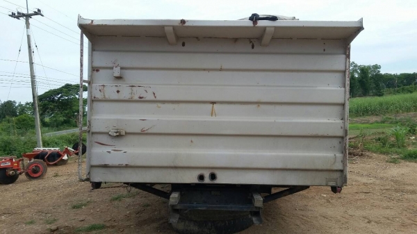 ขายกะบะดั้มสิบล้อ.สามมิตรอนเฉียงยาว6เมตร ขายกะบะดั้มสิบล้อ.สามมิตรอนเฉียงยาว6เมตร