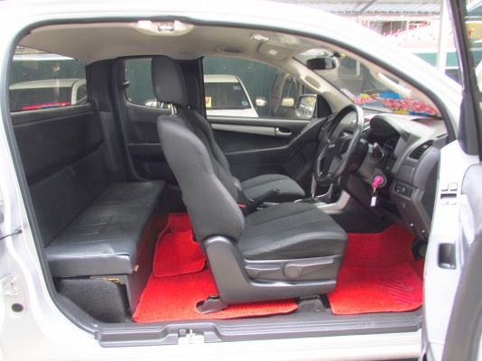 จัดเต็มฟรีดาวน์**D-MAX HI-lander 2.5VGS (NAVI) AT ปี2012  รถสวยมากๆ สภาพป้ายแดง