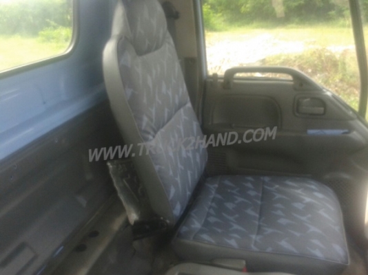 รถบรรทุก 6 ล้อ ISUZU NPR หัวแชซซี 115 แรงม้า 4 สูบ เครื่อง 4BE1  พวงมาลัยพาวเวอร์