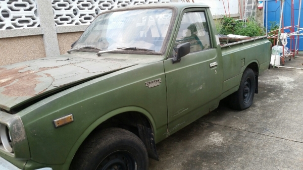 กระบะโตโยต้า RN20 สี่ขอ เกียร์คอ ภายในสวย พร้อมโอน ขาย 38,000 บาท