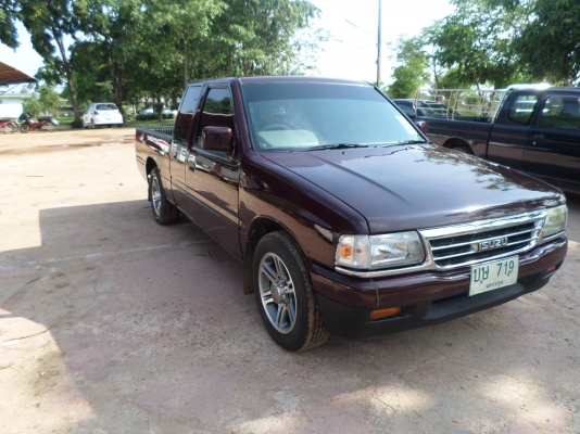 ขายรถกระบะ ISUZU TFR SPACECAB ปี40 พวงมาลัยพาเวอร์ เครื่องดีรถเดิมบางทั้งคัน เครื่องนิ่งมากครับประหยัดน้ำมันสุดๆ ช่วงล่างแน่นปึกครัชชีเดิมสวยไม่มีผุ เอกสารพร้อมโอน+ภาษีพรบเต็ม59 สีแดงเลือดหมูสวยๆไร้ที่ติ+แอร์เย็นจัด+ชีดี+ล้อแม๊กยางดี4เส้น+แม๊กไลเนอร์ รถสภ