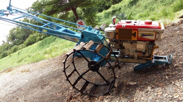 วันนี้วันเดียว  26/8/58 โปรโมชั่นสุดพิเศษเอาไปเลย รถไถเดินตามทะเลทองพร้อมเครื่อง ยันมาร์ 120 DI-Y หมุนหน้า ราคาเพียง 25999  มาก่อนได้ก่อนนะครับ มีเพียงคันเดียว เฉพาะวันนี้เท่านั้น!!!