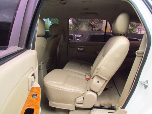 MU7 2011 รถสวยมาก ไม่มีตำหนิ สนใจโทรเลยจ้า 086-038-9416