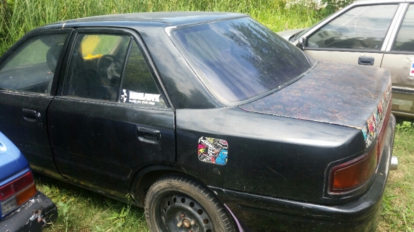 มาสด้า 323 ทะเบียนปี 58 พวงมาลัยพาวเวอร์ กระจกไฟฟ้า ไม่มีเครื่อง ขาย 6,500 บาท