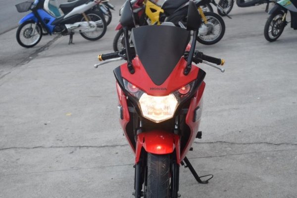 ฮอนด้า Cbr 150i สีแดง ปี 57 สภาพสวย ๆ เดิม ๆ ราคา เบา ๆ