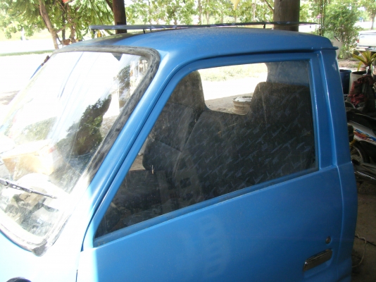 ขายหัวเก๋งISUZU TL 4ล้อตัดผุทำสีแล้ว สีฟ้ามุก เกียร์สาย ไม่มีพวงมาลัย เบอะหุ่มใหม่หมด ขาย 35,000บาท ส่งได้ทั่วไทย