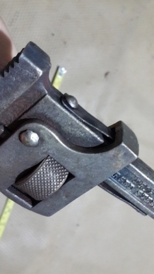 คีมคอม้าขาเดี่ยว Made In Germany น่าใช้มาก