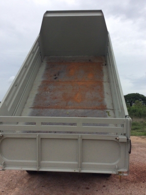 6ล้อดัม HINO 3H (195แรง)แท้ กะบะต่อใหม่ ช่วงสั้นดั๊มดิน ช่วงล้อ 3.8 ม.กระบะต่อใหม่ ขาย 780,000บาท (ศุภากร 081-1903107 , 081-4252943)