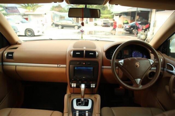 ขาย Porsche Cayenne V6 3.2 ปี2005 รถออกศูนย์ AAS ขาย Porsche Cayenne V6 3.2 ปี2005 รถออกศูนย์ AAS
