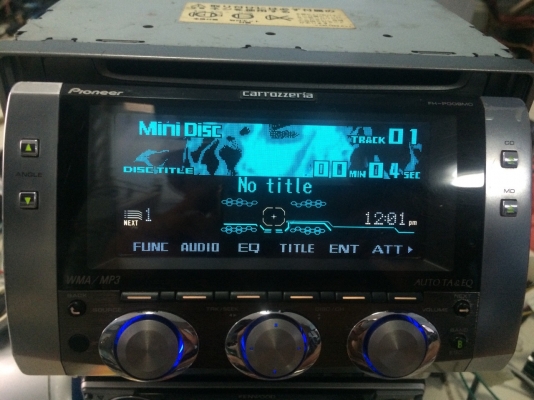 Pioneer FH-009MD Made in Japan รุ่นท็อป 24Bit จอไฟฟ้า กราฟฟิกจอขนาดใหญ่ ปรับระดับจอขึ้นลง MP3 MD CD AUX ปรีเอ้า 3 ชุด สภาพสวย มือ2 ญี่ปุ่น