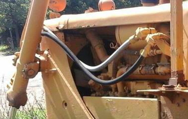 285,000 บ.ต่อรอง/// แทร็กเตอร์ตีนตะขาบ CAT D4 ** ขาย CATERPILLAR D4 แทร็กเตอร์ตีนตะขาบ เกียร์ตัด ตีนไก่ สภาพพร้อมใช้งาน BULLDOZER CATERPILLAR D4 เครื่องเดิม ปั้มเดิม ตีนไก่ เกียร์ตัด เครื่องยนต์ CAT 4สูบ เครื่องดี แน่น ปั้มดี แรงดีครับ เกียร์ดี ระบบขับเคล 285,000 บ.ต่อรอง/// แทร็กเตอร์ตีนตะขาบ CAT D4 ** ขาย CATERPILLAR D4 แทร็กเตอร์ตีนตะขาบ เกียร์ตัด ตีนไก่ สภาพพร้อมใช้งาน BULLDOZER CATERPILLAR D4 เครื่องเดิม ปั้มเดิม ตีนไก่ เกียร์ตัด เครื่องยนต์ CAT 4สูบ เครื่องดี แน่น ปั้มดี แรงดีครับ เกียร์ดี ระบบขับเคล