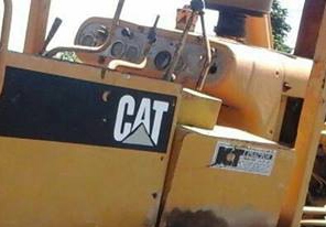 285,000 บ.ต่อรอง/// แทร็กเตอร์ตีนตะขาบ CAT D4 ** ขาย CATERPILLAR D4 แทร็กเตอร์ตีนตะขาบ เกียร์ตัด ตีนไก่ สภาพพร้อมใช้งาน BULLDOZER CATERPILLAR D4 เครื่องเดิม ปั้มเดิม ตีนไก่ เกียร์ตัด เครื่องยนต์ CAT 4สูบ เครื่องดี แน่น ปั้มดี แรงดีครับ เกียร์ดี ระบบขับเคล 285,000 บ.ต่อรอง/// แทร็กเตอร์ตีนตะขาบ CAT D4 ** ขาย CATERPILLAR D4 แทร็กเตอร์ตีนตะขาบ เกียร์ตัด ตีนไก่ สภาพพร้อมใช้งาน BULLDOZER CATERPILLAR D4 เครื่องเดิม ปั้มเดิม ตีนไก่ เกียร์ตัด เครื่องยนต์ CAT 4สูบ เครื่องดี แน่น ปั้มดี แรงดีครับ เกียร์ดี ระบบขับเคล