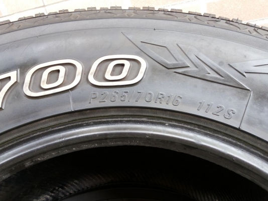 ยาง maxxis 700 bravo a/t 265/70/16 ปี 2011