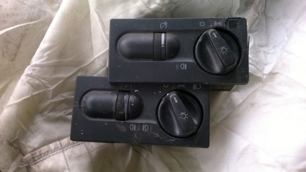 สวิทไฟหน้า โฟล์ค