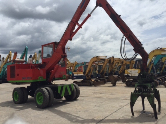 ขายรถคีบไม้ล้อยาง นำเข้าจากญี่ปุ่น