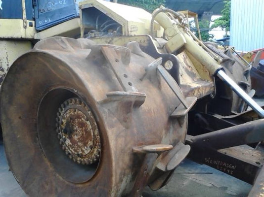 ขายรถดันขยะ ผลักดันดิน CAT 826G ขายรถดันขยะ ผลักดันดิน CAT 826G