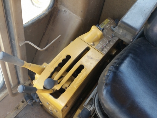 มาใหม่ !! พึ่งถึงไทยรถเกรด Caterpillar 140G นำเข้าจาก USA แท้ 1000\% Serial สูง 72V12xxx สภาพสวย ไม่เคยใช้งานในไทย