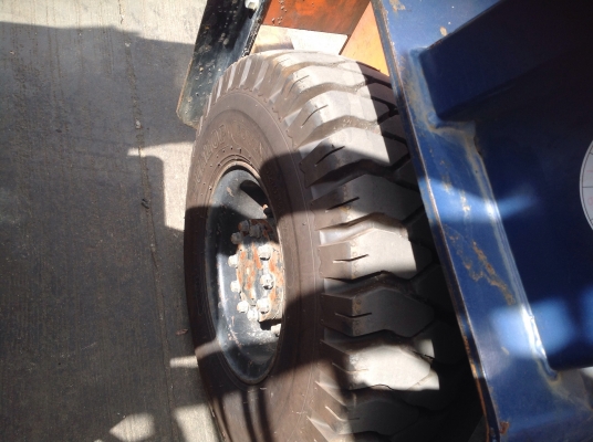 ฟอรคลีฟท์ เก่านอก TOYOTA  1.5  ton