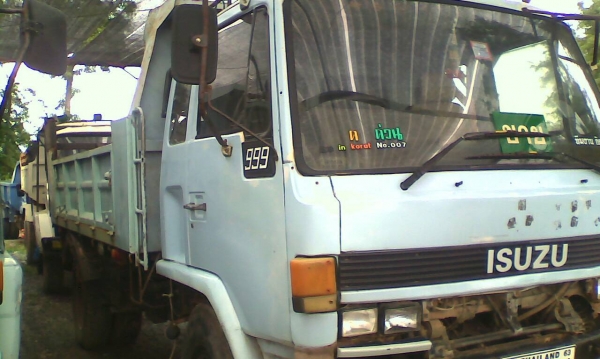 ☆☆ขอบคุณพี่เสือนำชัยและทีมงาน truck2hand.com☆☆ทีไว้วางใจ_มอส...ทีมงานพี่เสือรับรถเดินทางกลับบ้านเรียบร้อยแล้ว..