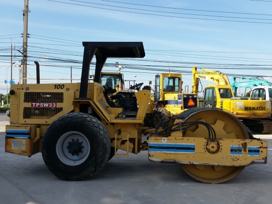 ขายรถบดอัดสั่นสะเทือนล้อเรียบ 10 ตัน  BITELLI  C100 นำเข้าจาก USA ไม่เคยใช้งานในไทย