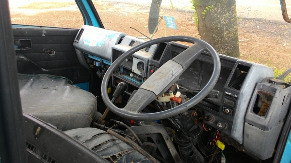 ขายหัวรถ Isuzu NKR ราคาถูก