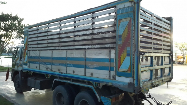 ขายรถพ่วง 22 ล้อ แม่.ลูก กระบะเนียมคอกเกษตรดั้ม HINO FM3M วางเครื่อง.P11C-320 แรง 7 เกียร์ ราคา.1550000 ต่อรอง สนใจจองเลยครับ