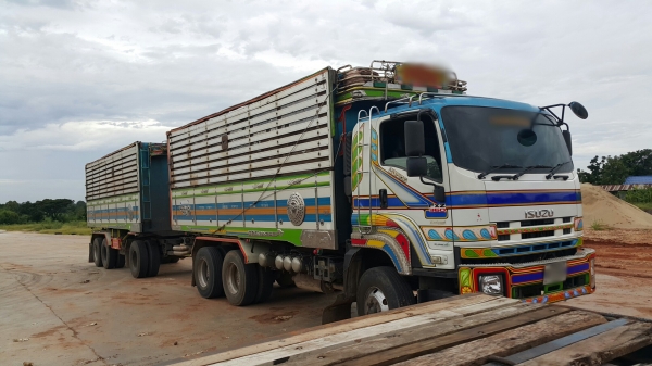 ขายรถพ่วง 22 ล้อ แม่.ลูก กระบะเนียมคอกเกษตรดั้ม อู่.พงศ์ไพบูรณ์ ISUZU 360 ปี.15.พ.ค.52 ราคา.2450000 ต่อรอง สนใจนัดดูรถได้เลย