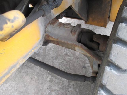 ขายรถตักYANMARขนาด2.5ตัน  ดีเซล..ยางใหญ่