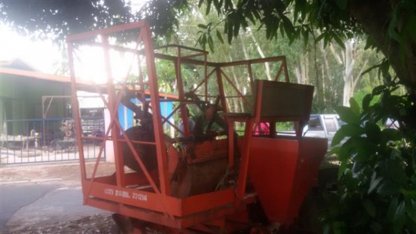 ลดให้แล้วนะครับ...เครื่องปลูกอ้อยร่องคู่กลกิจบ้านโป่ง