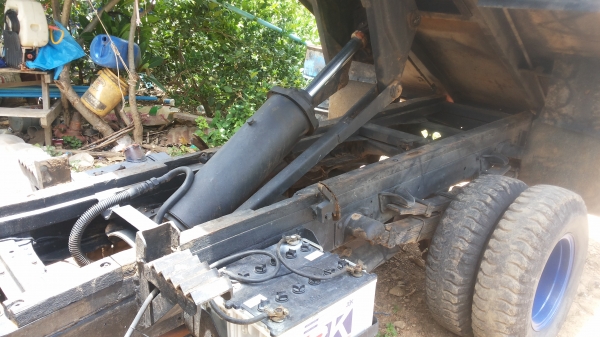 จองแล้วนัดอังคารไม่มาขายต่อ        รถดั้มหกล้อ225000ราคาอีแต๋นครับวิ่งพืชผลทุกชนิดได้เครื่อง100แรง สภาพสวยพร้อมใช้ส่งฟรี