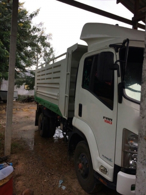รถอีซูซุ  6  ล้อดั้ม  FRR  190  แรงม้า.  ปี 53    สนใจติดต่อ  081 - 6079515