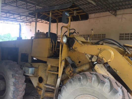 รถตัก KOMATSU  530.   สนใจติดต่อ  081 - 6079515