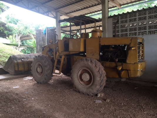 รถตัก KOMATSU  530.   สนใจติดต่อ  081 - 6079515