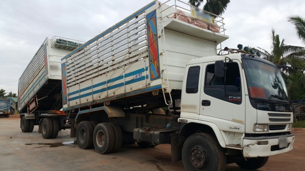 ขายรถพ่วง18ล้อ แม่.ลูก กระบะเนียมคอกเกษตรดั้ม อู่.เสรีชัยพัฒนา ISUZU 270 ปี.ต.ค.48 รถสวย ราคา.1850000 ต่อรอง ขายรถพ่วง18ล้อ แม่.ลูก กระบะเนียมคอกเกษตรดั้ม อู่.เสรีชัยพัฒนา ISUZU 270 ปี.ต.ค.48 รถสวย ราคา.1850000 ต่อรอง