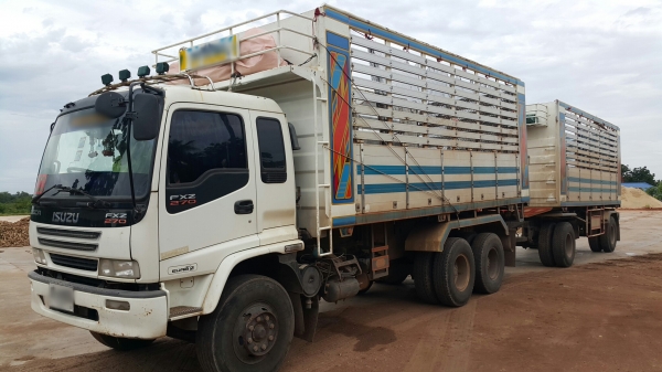 ขายรถพ่วง18ล้อ แม่.ลูก กระบะเนียมคอกเกษตรดั้ม อู่.เสรีชัยพัฒนา  ISUZU 270 ปี.ต.ค.48 รถสวย ราคา.1850000 ต่อรอง