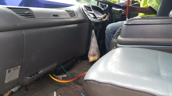 ขายรถพ่วง18ล้อ แม่.ลูก กระบะเนียมคอกเกษตรดั้ม อู่.เสรีชัยพัฒนา ISUZU 270 ปี.ต.ค.48 รถสวย ราคา.1850000 ต่อรอง ขายรถพ่วง18ล้อ แม่.ลูก กระบะเนียมคอกเกษตรดั้ม อู่.เสรีชัยพัฒนา ISUZU 270 ปี.ต.ค.48 รถสวย ราคา.1850000 ต่อรอง