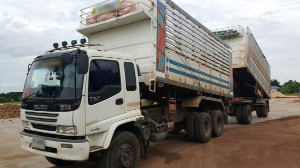 ขายรถพ่วง18ล้อ แม่.ลูก กระบะเนียมคอกเกษตรดั้ม อู่.เสรีชัยพัฒนา ISUZU 270 ปี.ต.ค.48 รถสวย ราคา.1850000 ต่อรอง ขายรถพ่วง18ล้อ แม่.ลูก กระบะเนียมคอกเกษตรดั้ม อู่.เสรีชัยพัฒนา ISUZU 270 ปี.ต.ค.48 รถสวย ราคา.1850000 ต่อรอง