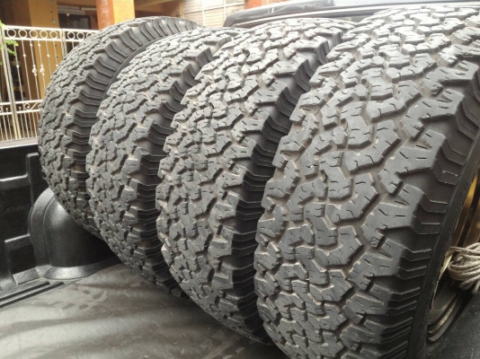 ขายยาง BF ALL 265 x 70 x 16 พร้อมล้อลาย Bradley ขายยาง BF ALL 265 x 70 x 16 พร้อมล้อลาย Bradley