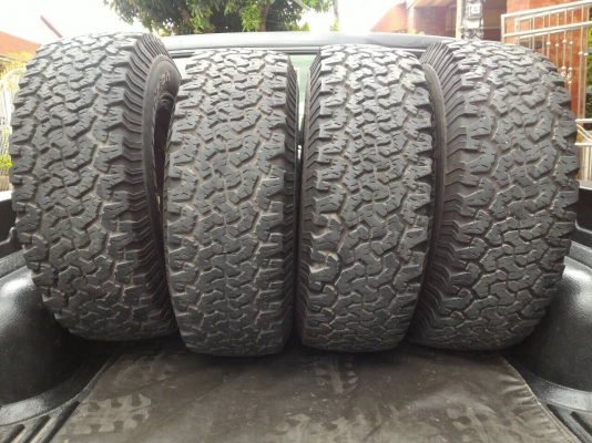 ขายยาง BF ALL 265 x 70 x 16 พร้อมล้อลาย Bradley ขายยาง BF ALL 265 x 70 x 16 พร้อมล้อลาย Bradley