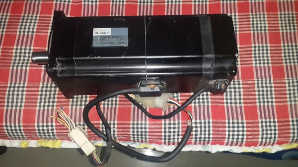 Sanyo Denki 1000 Watt AC servo motor