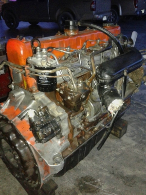 ขายเครื่องยนต์ 6SA1-210 เครื่องสวย ติดดีมาก ขายเครื่องยนต์ 6SA1-210 เครื่องสวย ติดดีมาก