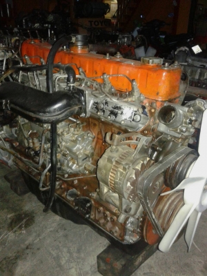 ขายเครื่องยนต์ 6SA1-210 เครื่องสวย ติดดีมาก