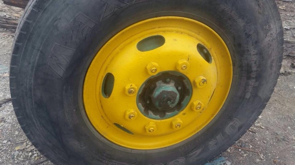 ขายแซสซีรถบัสเบ็นช์12เมตร มีเล่มทะเบียน ขาด2ปีเอกสารครบ ให้หมดเลยตามภาพ กระปุกเพาเวอร์ หม้อลม ถังน้ำมันสายเบรค ขาย 80000 บาท